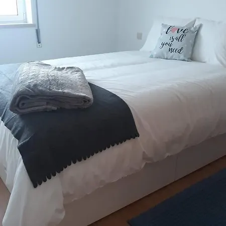 Σπίτι διακοπών Sunflower Sea View With Magnificent Terrace In Serra Da Pescaria, - Portugal