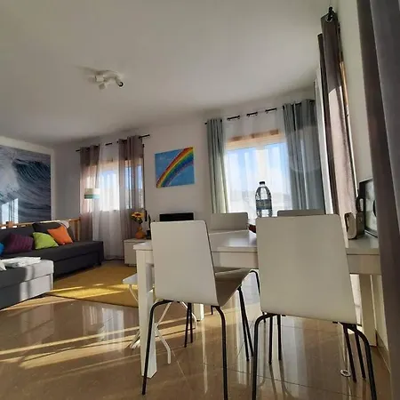 Дом отдыха Sunflower Sea View With Magnificent Terrace In Serra Da Pescaria, - Portugal Назаре