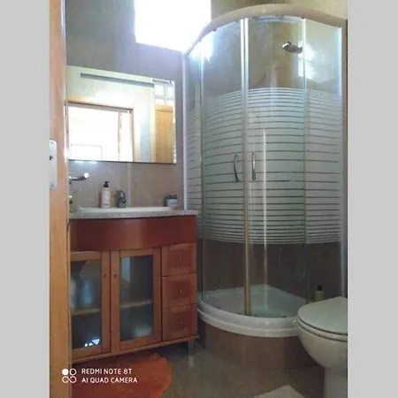 Sunflower Sea View With Magnificent Terrace In Serra Da Pescaria, - Portugal 度假居