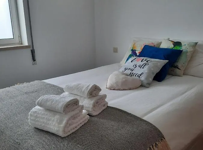 Sunflower Sea View With Magnificent Terrace In Serra Da Pescaria, - Portugal Semesterbostad